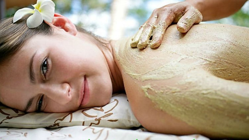 Udvartana-Massage-The-Ayurvedic-Powder-Massage-Benefits